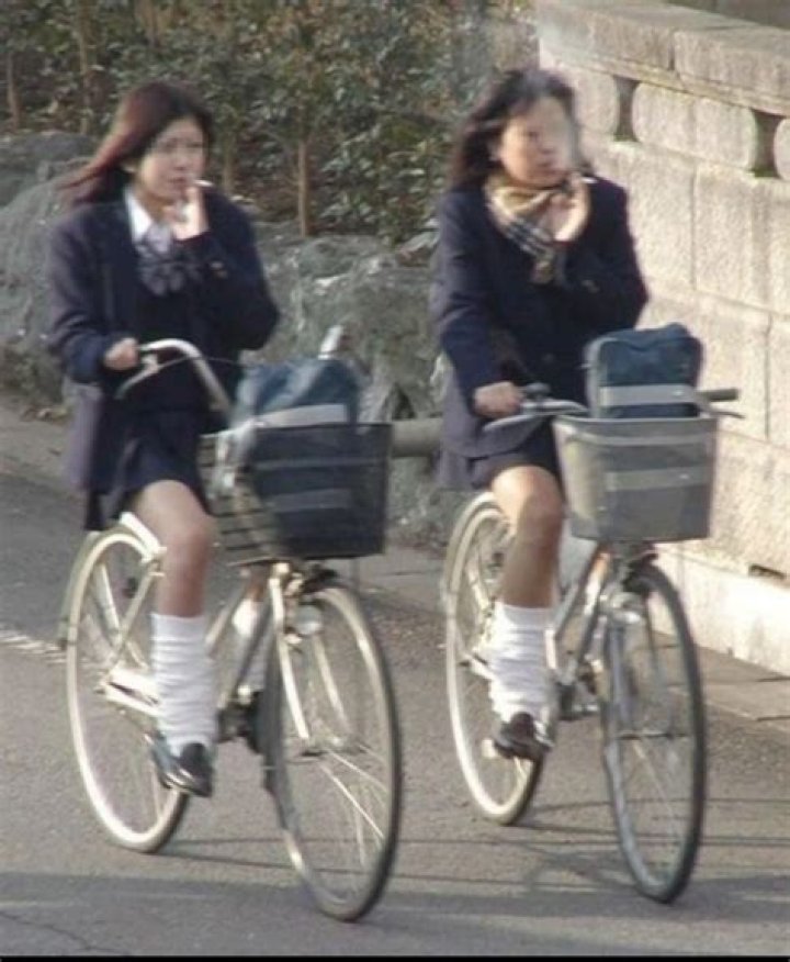 しまむらのなんちゃって制服が人気急上昇！選び方・コーデ・購入ガイド完全版